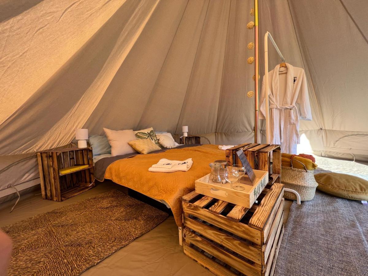 Glamping Bieszczady Z Jacuzzi I Basenem Hotel Солина Екстериор снимка