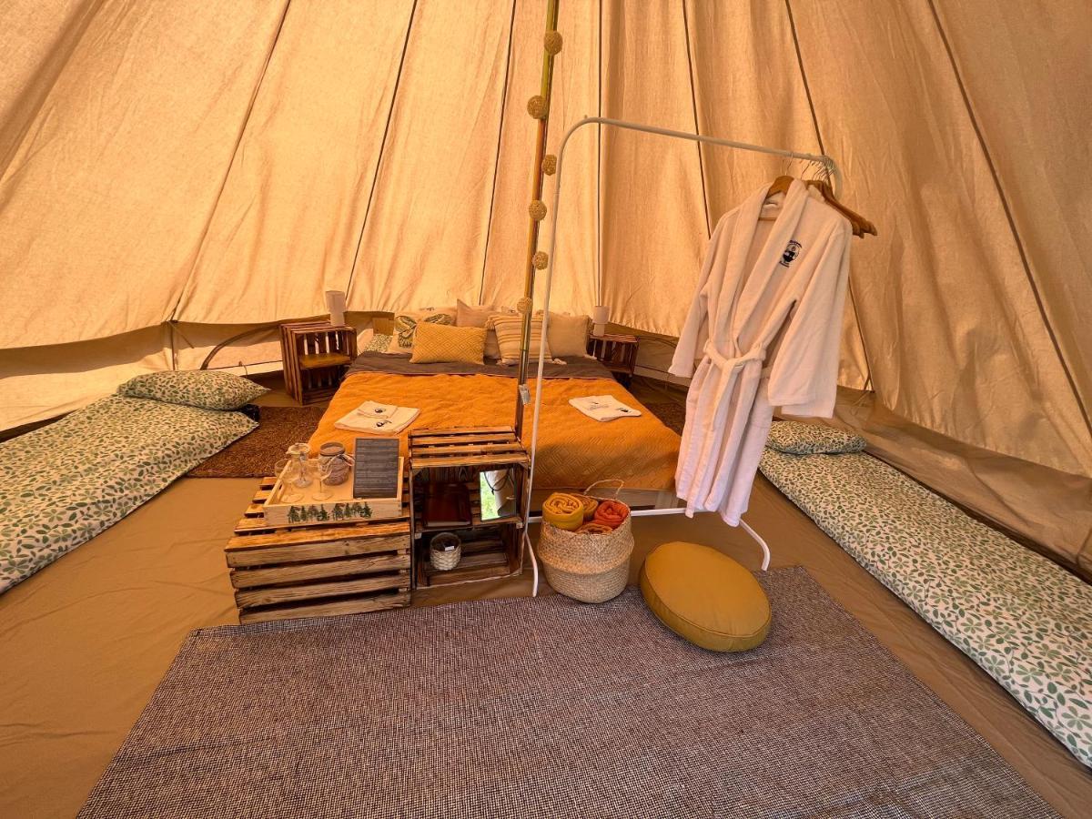Glamping Bieszczady Z Jacuzzi I Basenem Hotel Солина Екстериор снимка