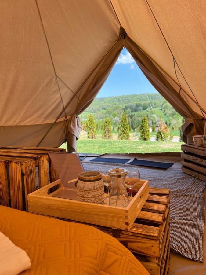 Glamping Bieszczady Z Jacuzzi I Basenem Hotel Солина Екстериор снимка