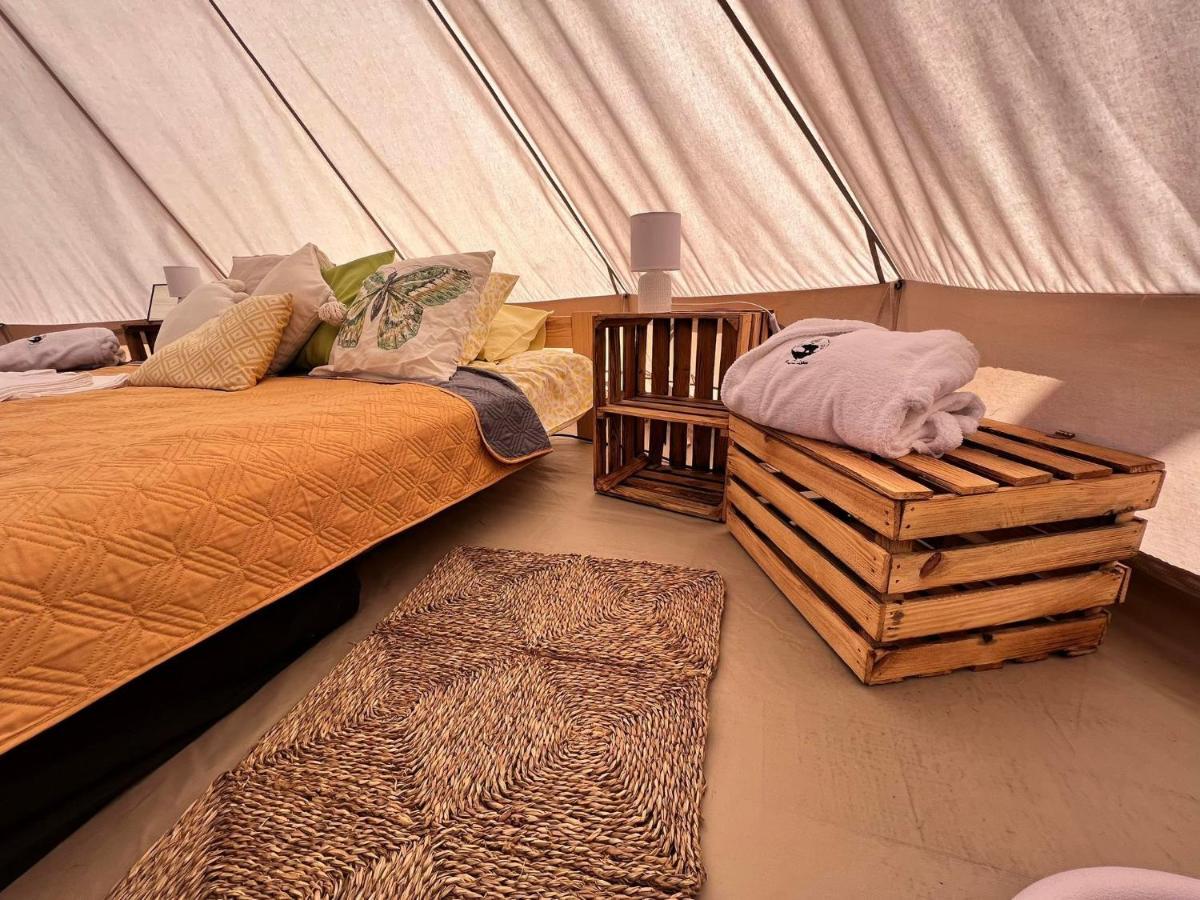 Glamping Bieszczady Z Jacuzzi I Basenem Hotel Солина Екстериор снимка